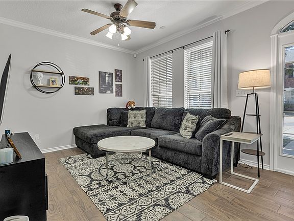 5th image of 428 Forest Dr