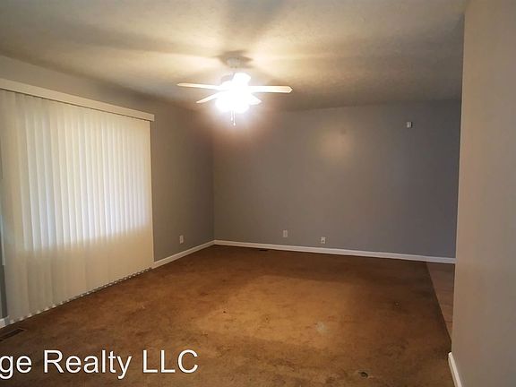 5th image of 9591 Crestbrook Dr
