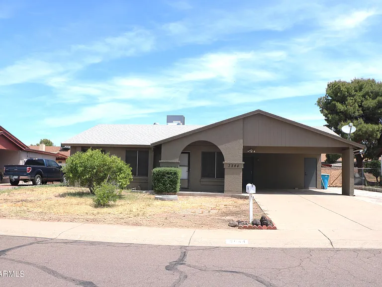 3544 W Charleston Ave — Photo 1
