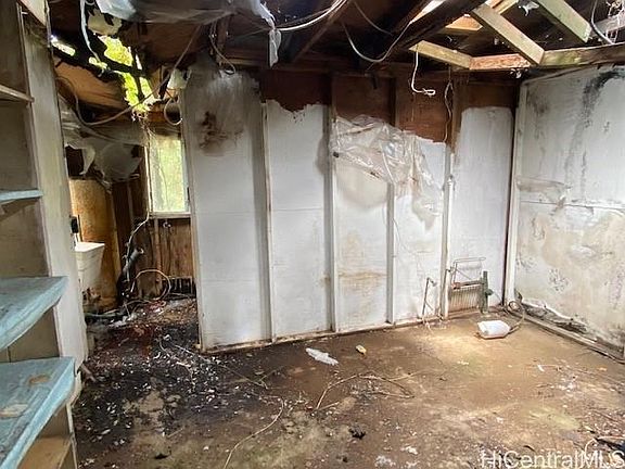 4th image of 933 Lunahelu St