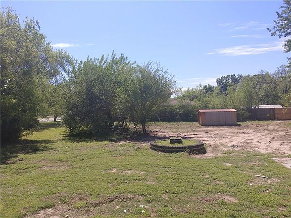 3rd image of 4006 NW 50th St #11
