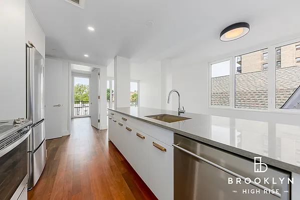 Rented by Brooklyn High Rise LLC | media 29