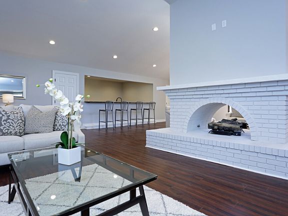 4th image of 4828 Park Towne Way Unit 155