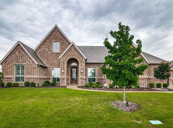2nd image of 702 Lazy Brooke Dr