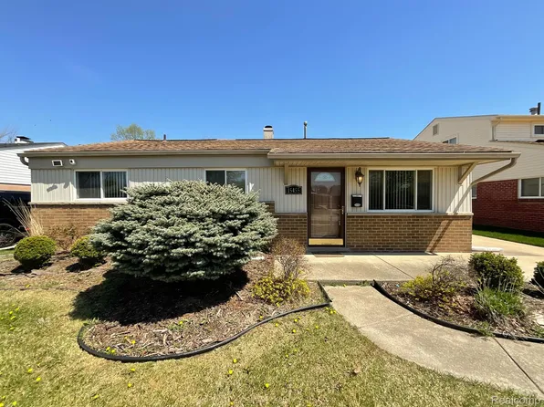 15455 Mulberry St, Southgate, MI 48195