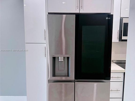 2nd image of 453 SW 2nd St APT 306C