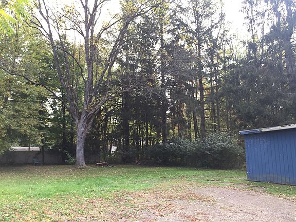 3rd image of 23 Gifford Ave #3