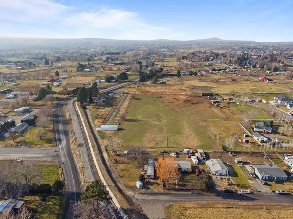 17004 S Short Ave, Kennewick, WA 99337