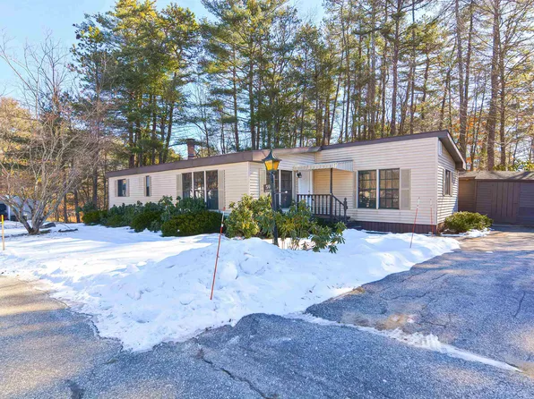 59 Rachael Circle, Goffstown, NH 03045