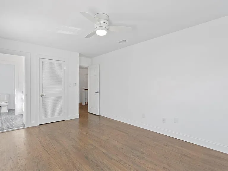 4704 W Brookwood Dr — Photo 35