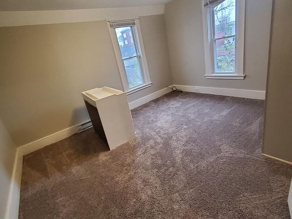 3rd image of 630 4th St NW #2