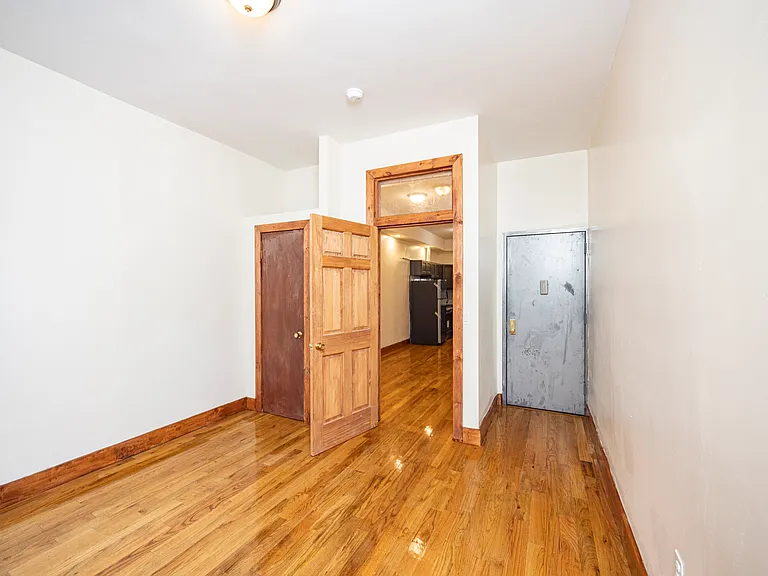 1412 De Kalb Ave #2L — Photo 7