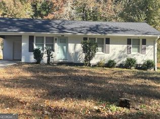 2644 Farn Dr, Ellenwood, GA 30294