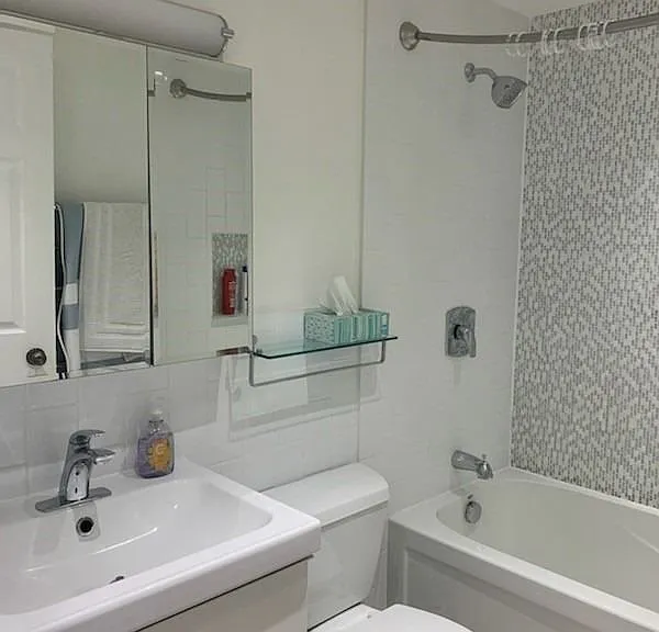 500 Glencairn Ave #303 — Photo 13