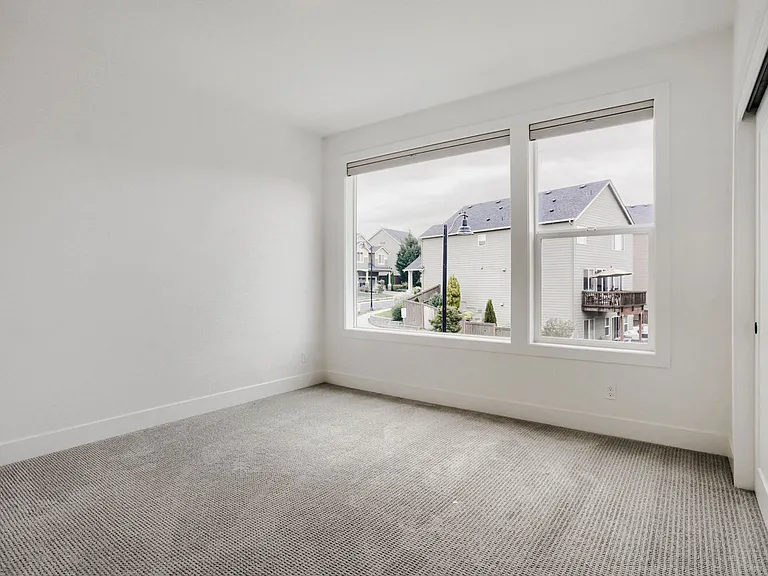 7353 NW Oakfern Dr — Photo 18