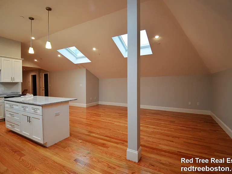 18 Murdock St #1 — Photo 2