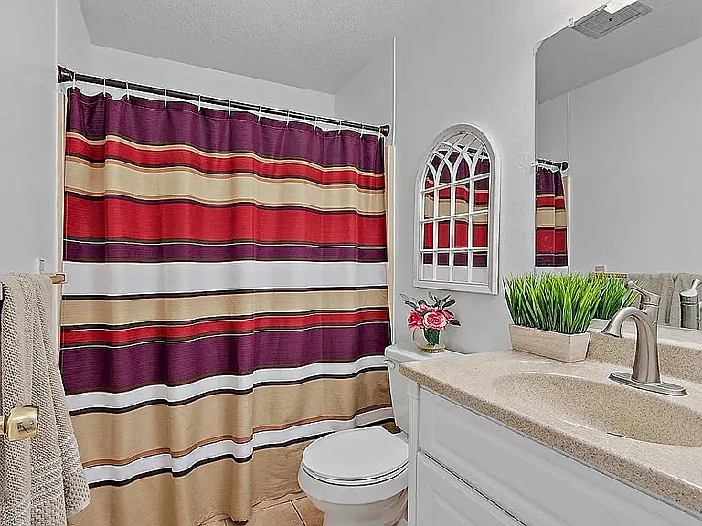41 Spencer Rd #32G — Photo 2