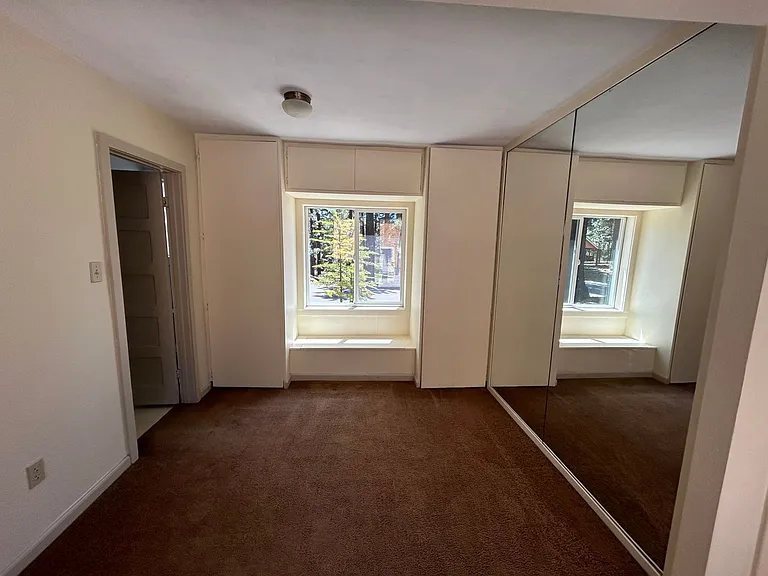 2890 Sacramento Ave — Photo 12