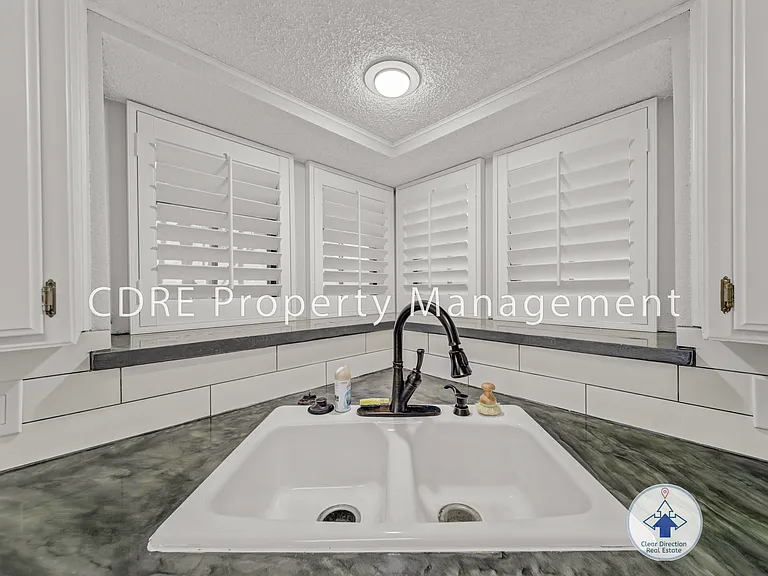 121 NE Brushy Mound Rd — Photo 8