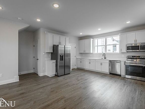 4th image of 5745 Sofias Cir