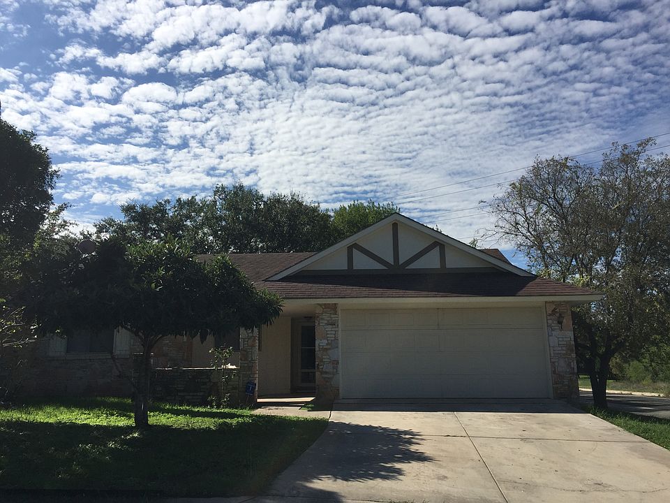 1st image of 8427 Shallow Creek Dr