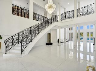 12401 SW 45th St, Miami, FL 33175