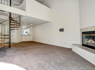 208 Shorebird Cir #208, Redwood City, CA 94065