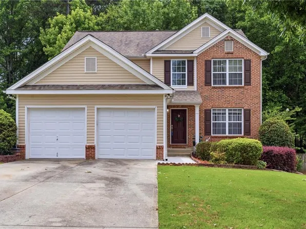 1101 Pine Acre Dr, Sugar Hill, GA 30518