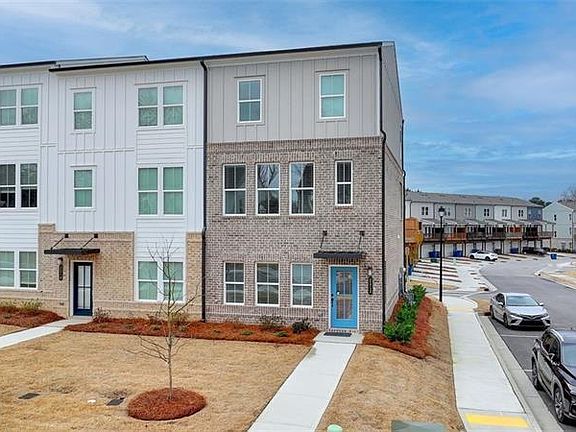 4th image of 2212 Whistler Way