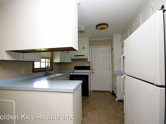 5th image of 2406 Norwood Ave