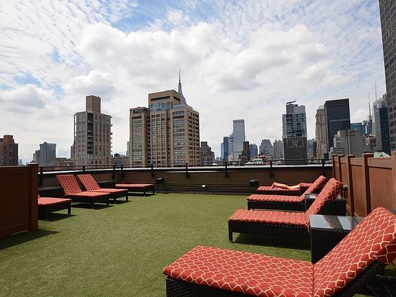 4th image of 222 E 39th St APT 8C
