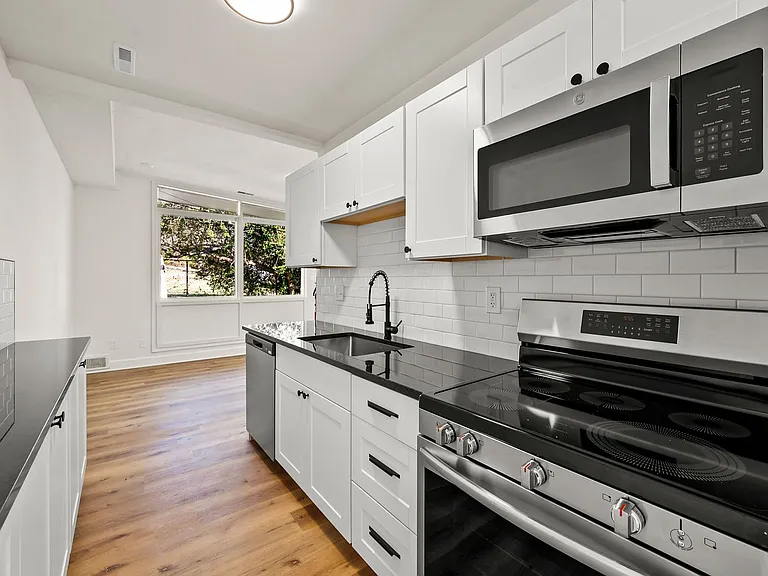 Brand new Avera apartments! — Photo 9