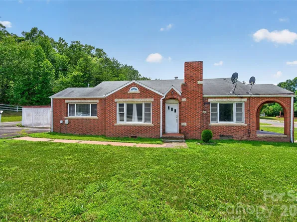 107 Carderwoody Rd, Statesville, NC 28625