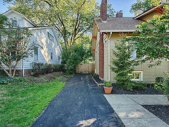 4th image of 335 Glenmont Ave