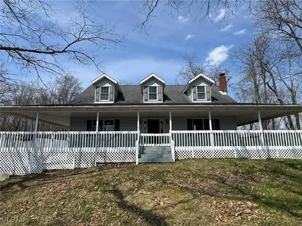 3009 Pebble Rd SE, Carrollton, OH 44615