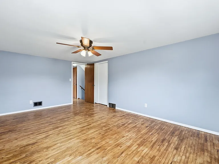 4828 Webster St — Photo 19