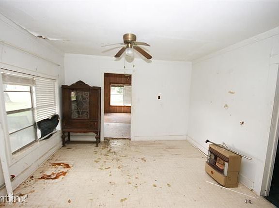5th image of 806 W South St #2