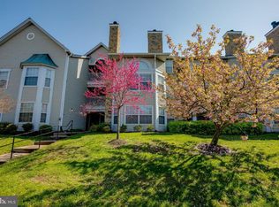 5625 Willoughby Newton Dr UNIT 16, Centreville, VA 20120
