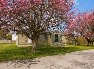 54 Homer St, Newport, RI 02840