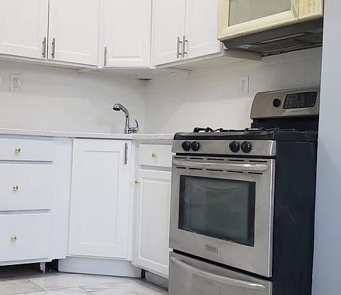 2nd image of 292 Ege Ave