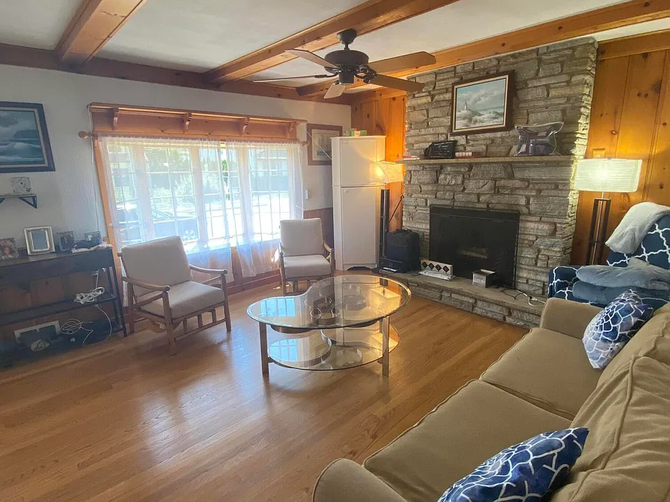 7 Campbell Ct