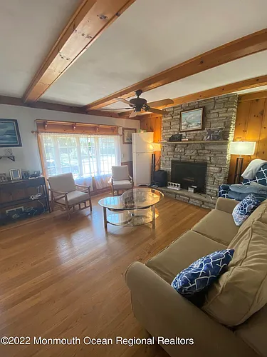 7 Campbell Ct Photo 1