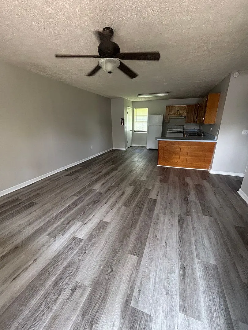 Wheeler Drive Apts - ANS — Photo 4