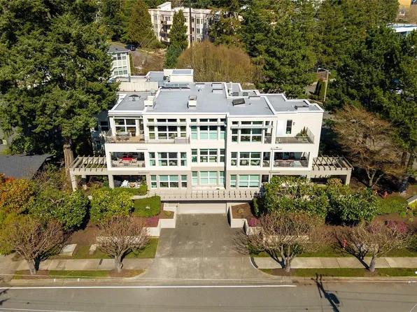 101 99th Avenue NE #301, Bellevue, WA 98004