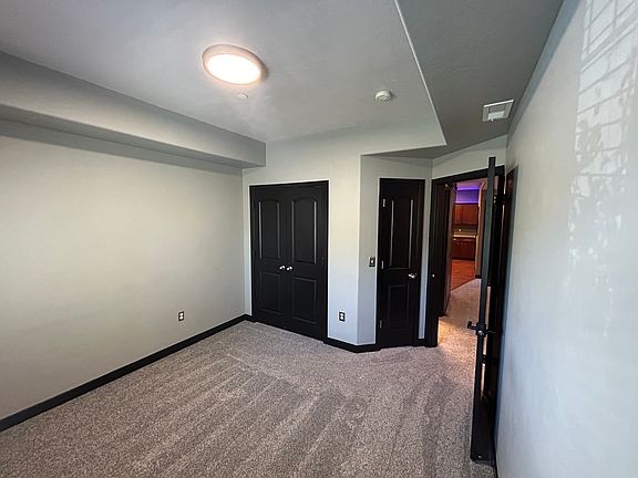 5th image of 190 E Belmont Ave APT 2