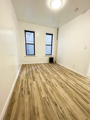 Rented by Level Group | media 6