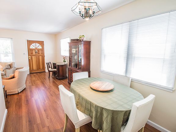 4th image of 3109 W Chandler Blvd