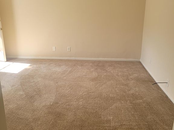 5th image of 8919 Longden Ave APT 16