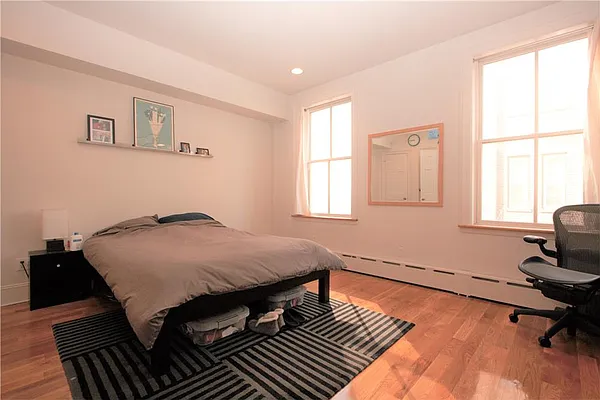 Rented by R New York | media 25