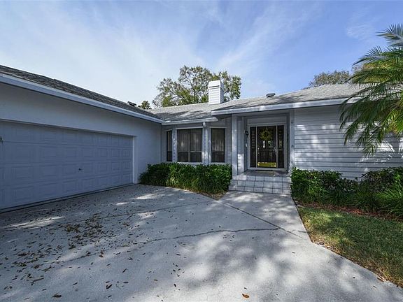 2nd image of 4517 Chimney Creek Dr